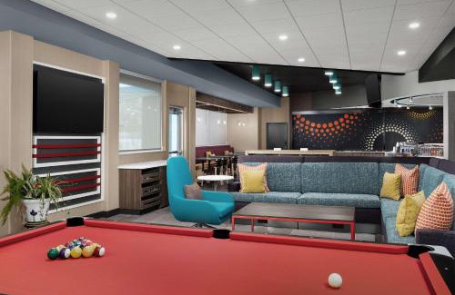 Summit Station Hotel | Tru By Hilton Columbus East Broad