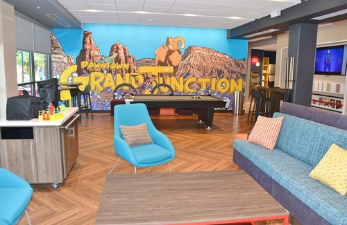 Historic Grand Junction Hotel | Tru by Hilton Grand Junction Downtown