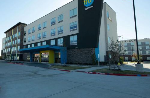 The Colony Hotel | Tru By Hilton The Colony
