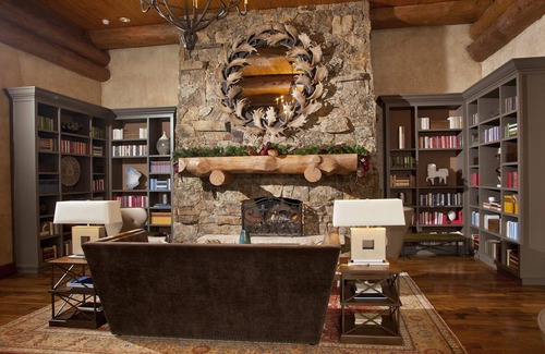 Avon Condo | True Ski In/out w FREE Lift Tickets! Views, Hot Tubs at Timbers Bachelor Gulch