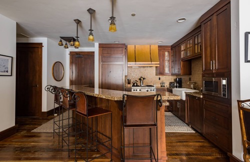 Empire Pass Condo | True Ski In/Ski Out Luxury Home, Empire Pass