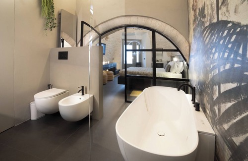 The Trulli of Alberobello House | Trullo delle Sfere, Luxury Trullo in the center of Alberobello