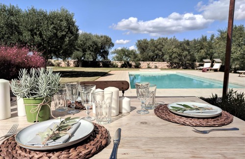 Martina Franca Villa | Trullo Don Mino, very close to ALBEROBELLO and Locorotondo, private pool
