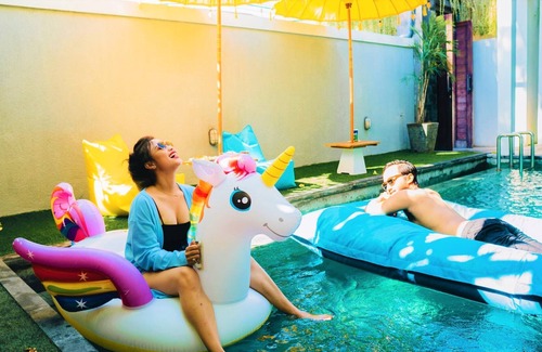 By Pass Ngurah Rai Kuta House | TUBAN AREA | Private Room for 6 pax w/BF