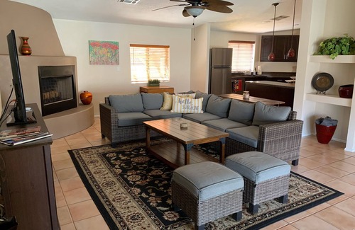 Catalina House | Tucson Hilltop Oasis