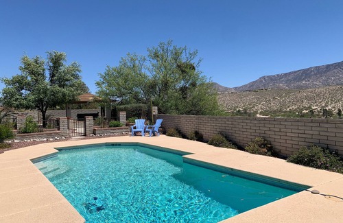 Catalina House | Tucson Hilltop Oasis