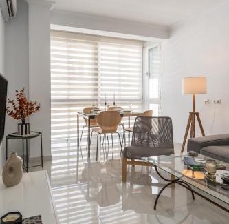 Figares Apartment | tuGuest Alhamar Apartment