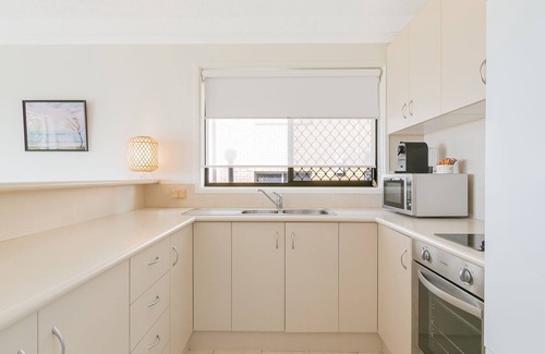 Tugun Apartment | Tugun By The Beach Unit 1 Seaside Serenity on Bilinga Beach and close to Tugun with Wi-Fi Inc.