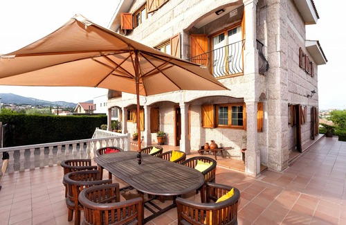 Alella House | TURO - Large house in Alella, 15 minutes from Barcelona and 5 min. from the beach