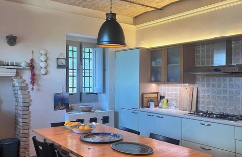 San Vito Chietino Villa | Turquoise villa by the sea