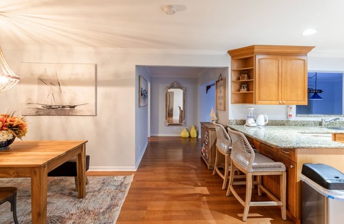 Boynton Beach House | Turtle’s Nest Coastal Retreat – Spa & Tiki Oasis