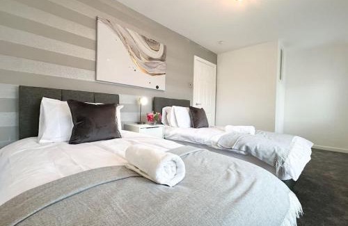 Yarm House | Turton House by Blue Skies Stays