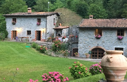 Bagni di Lucca Cottage | Tuscany, Bagni di Lucca -Lucca - Toscana-Stone Cottages on the River
