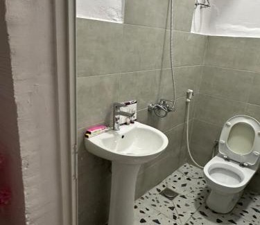 Qurish Street Apartment | Twaq تواق