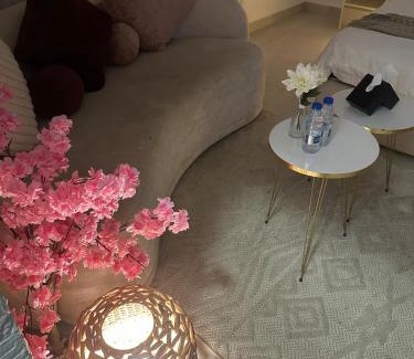 Qurish Street Apartment | Twaq تواق