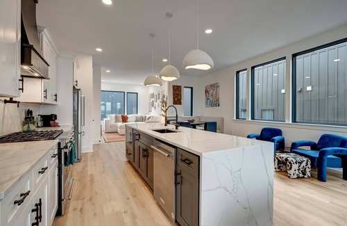 Hurwood Heights House | Twin Homes Hot Tub Rooftop Game Zone at Nashville