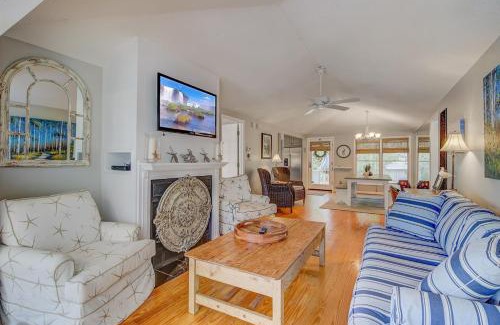 Charleston County House | Twin Oaks 26 by Wild Dunes, with Golf View