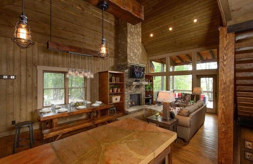 Blue Ridge House | Twin Pine Lodge