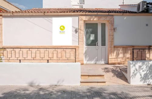 Can Pastilla Apartment | Twin room Nº5' with Shared Terrace, Wi-Fi and Air Conditioning