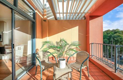 Darwin City Centre Apartment | Two Adjacent King Suites with a Breezy Balcony