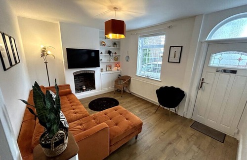 Winterley House | Two Bed Charming Cottage