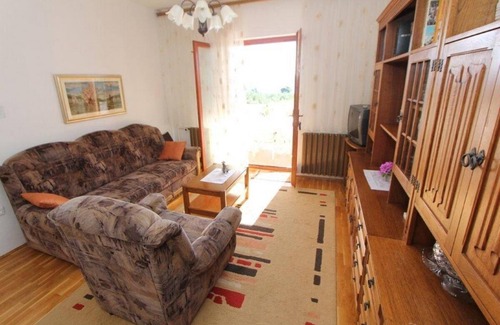 Sveti Filip i Jakov Apartment | Two bedroom apartment with balcony and sea view Sveti Filip i Jakov, Biograd (A-19436-a)