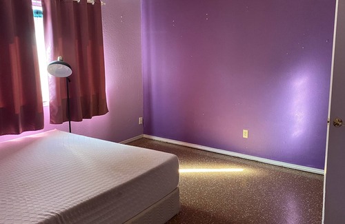 Southeast Arlington House | Two Bedroom and Two Bathroom