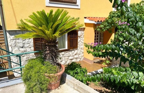 Cove Murtar Apartment | Two bedroom apartment with air-conditioning Mali Lošinj, Lošinj (A-2497-b)