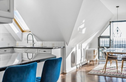 Boscundle Apartment | Two bedroom Apartment with partial sea view