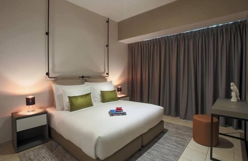 Dubai Marina Hotel | Two Bedroom Apartment In Marina By E R