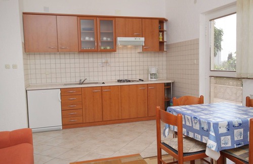 Punat Apartment | Two bedroom apartment with terrace and sea view Punat, Krk (A-5343-c)