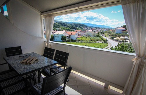 Palit Apartment | Two bedroom apartment with terrace and sea view Palit, Rab (A-4971-c)