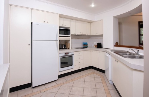 Clifton Beach Apartment | Two Bedroom Luxury Suite with spectacular beachfront views from your own terrace