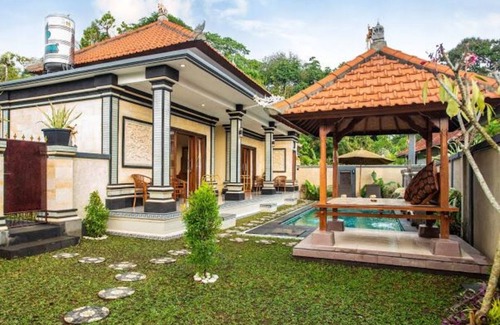 Lodtunduh Villa | Two Bedroom Private Pool - Macha Villa by Supala