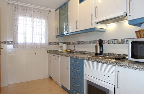 Gran Alacant House | Two bedroom, Three bathroom townhouse, wifi, aircon and sat tv, communal pool