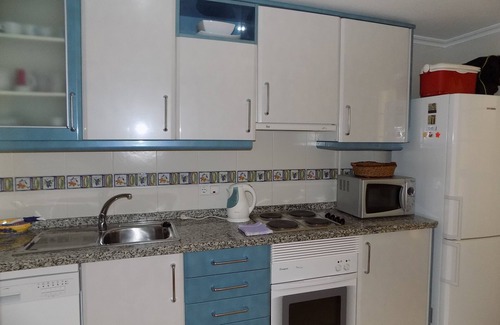 Gran Alacant House | Two bedroom, Three bathroom townhouse, wifi, aircon and sat tv, communal pool