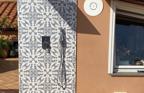 Sant'Agnello House | Two Double rooms with private bathrooms and an equipped roof terrace.