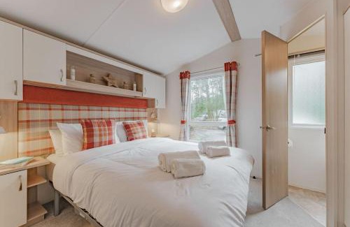 Weybourne House | Two Hoots - Norfolk Cottage Agency