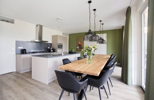 Municipality of Barneveld House | Two linked group villas for a total of 24 people.