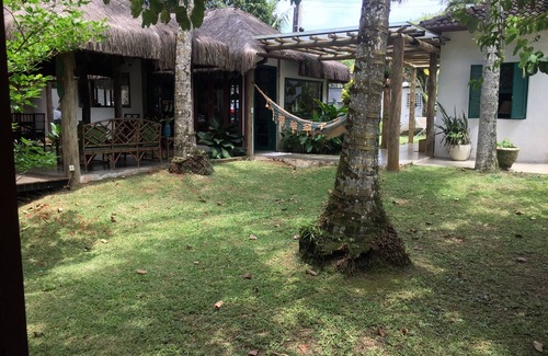 Toque Toque House | Two lots! Privacy and foot in the sand on the North Coast of São Paulo