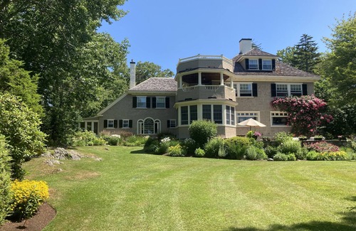 Kennebunkport House | Two primary suites, ocean views and a large private yard