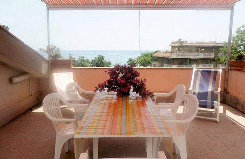Sant'Anna Apartment | Two rooms 30 meters from the sea near Etna and Taormina and Catania
