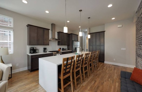 Hadley - Washington Apartment | Two Townhomes - Hot Tubs and Rooftop Balconies