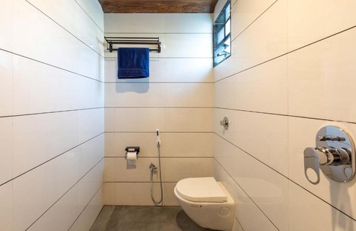 Karjat Villa | Two Villa by StayVista with Infinity Pool, Farm & Mountain Views, Modern Interiors