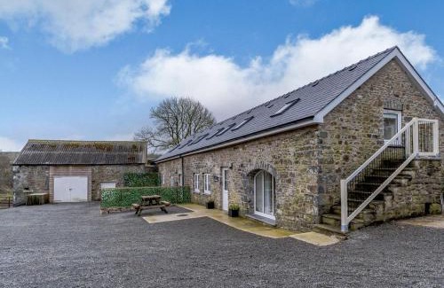 Llanllwchaiarn House | Ty Arth - Uk31652