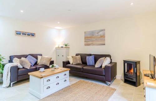 Llanllwchaiarn House | Ty Arth - Uk31652