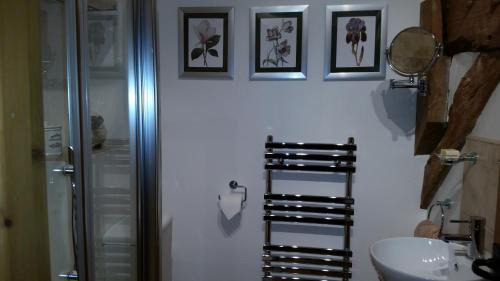 Llanychan Bed & Breakfast | Ty Derw Country House B&B