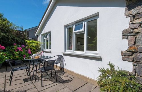 Haverfordwest Cottage | Ty-Gwartheg, Holiday Cottage Trefin, Sleeps 4, 2 bedrooms, bathrooms