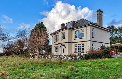 Dyffryn Ardudwy House | Ty Gwyn Hideaway by Interhome