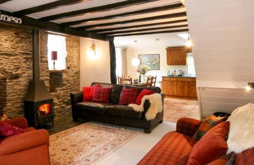 Mawddwy House | Ty'n Y Ffordd